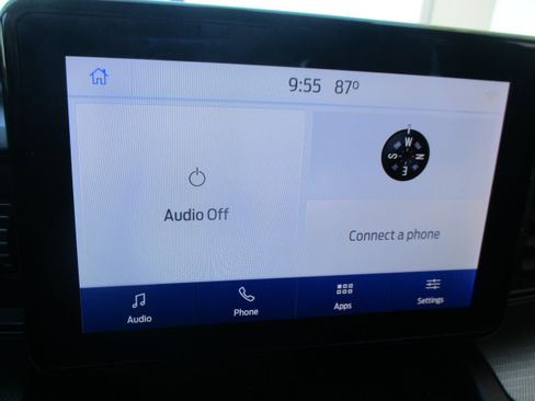 Used 2020 Ford Explorer XLT w/ Comfort Package AWD/4WD image 14