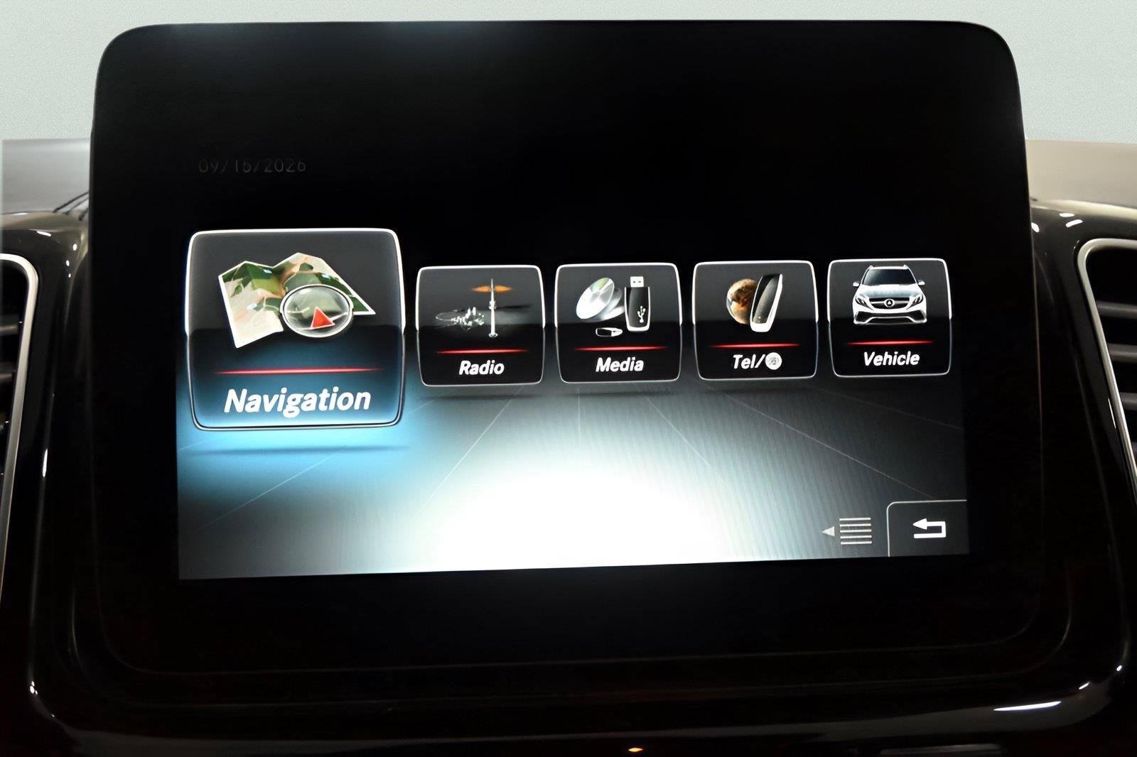 Used 2016 Mercedes-Benz GLE 63 AMG 4MATIC image 26