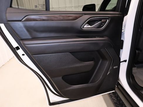 Used 2022 Chevrolet Tahoe Z71 AWD/4WD image 15