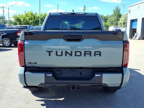 Used 2025 Toyota Tundra Platinum AWD/4WD image 4