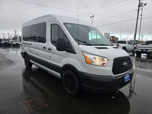 Used 2019 Ford Transit 350 XLT image 4