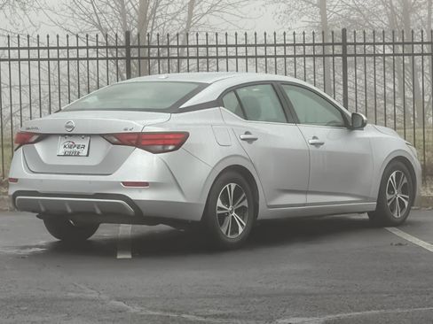 Used 2021 Nissan Sentra SV image 4