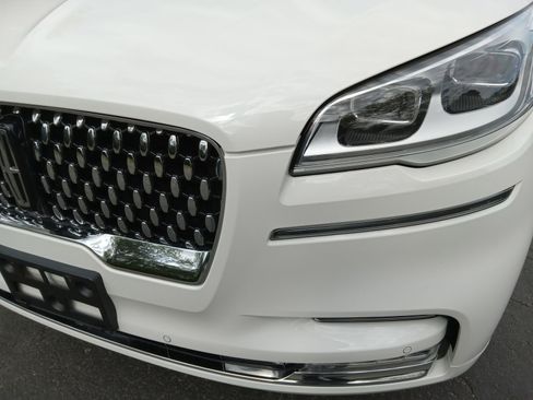 Used 2023 Lincoln Aviator Black Label AWD/4WD image 7