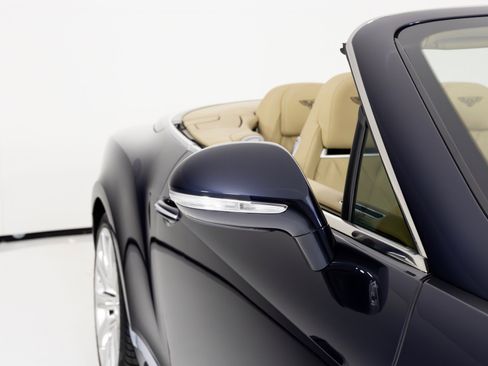 Used 2014 Bentley Continental GT image 49