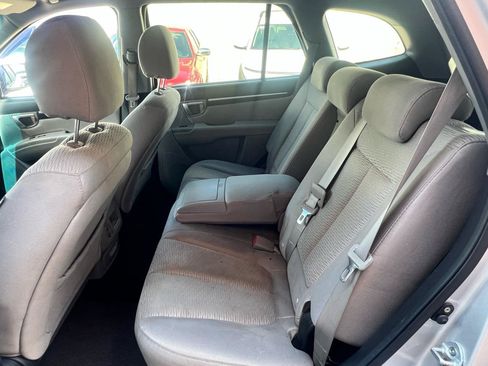 Used 2009 Hyundai Santa Fe GLS FWD image 26