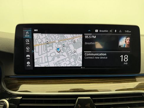 Used 2023 BMW 530e w/ Premium Package RWD image 14