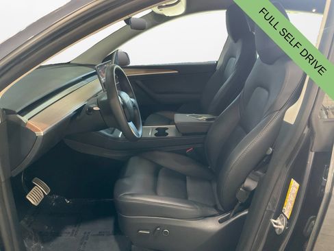 Used 2023 Tesla Model Y Performance AWD/4WD image 9