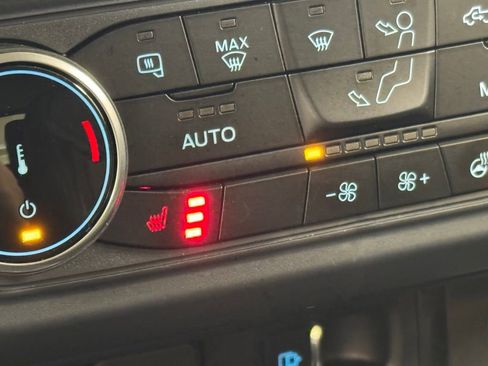 Used 2024 Ford Maverick Lariat w/ Black Appearance Package image 40