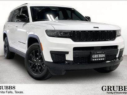 Used 2025 Jeep Grand Cherokee L Altitude