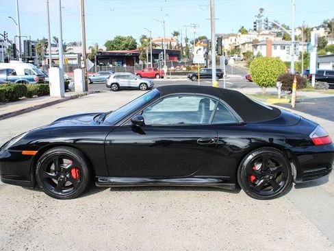 Used 2004 Porsche 911 Carrera 4S AWD/4WD image 2