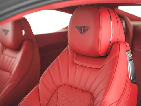 Used 2024 Bentley Continental GT image 42