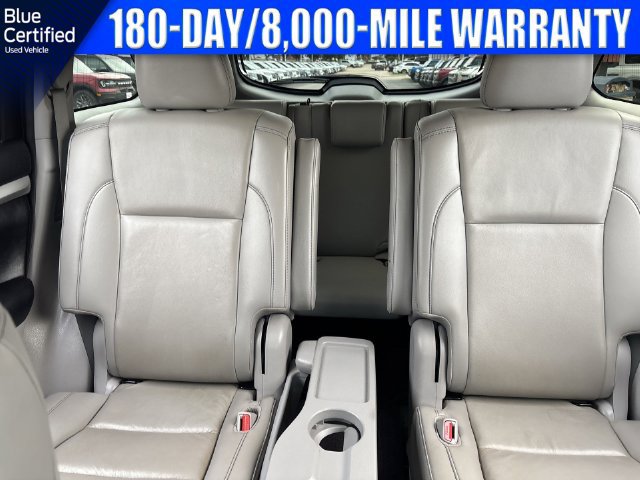 Used 2019 Toyota Highlander XLE FWD image 16