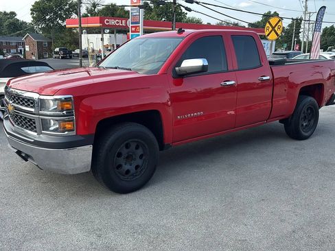 Used 2014 Chevrolet Silverado 1500 W/T RWD image 6