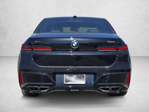 New 2025 BMW 760i xDrive image 8