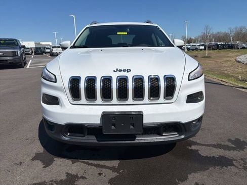 Used 2017 Jeep Cherokee Latitude w/ True North Edition AWD/4WD image 11