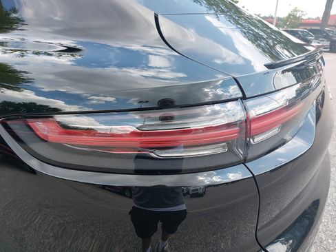 Used 2020 Porsche Cayenne AWD/4WD image 34