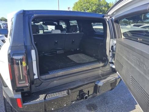 Used 2024 GMC Hummer EV 2X AWD/4WD image 6