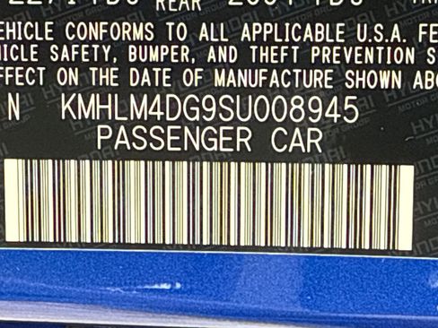 Certified 2025 Hyundai Elantra Sport image 30