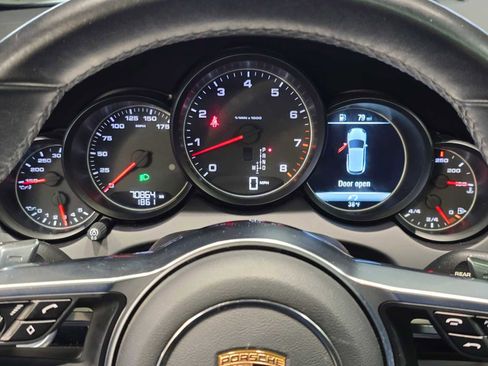 Used 2017 Porsche Cayenne image 12