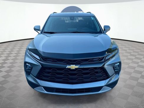 Used 2023 Chevrolet Blazer LT w/ Convenience Package FWD image 2