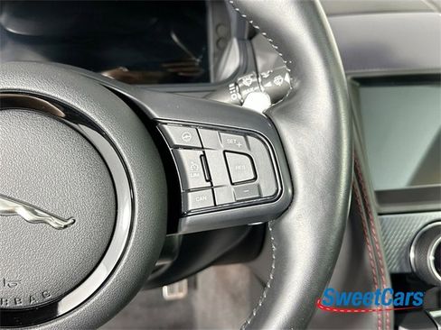 Used 2022 Jaguar F-TYPE R-Dynamic image 15