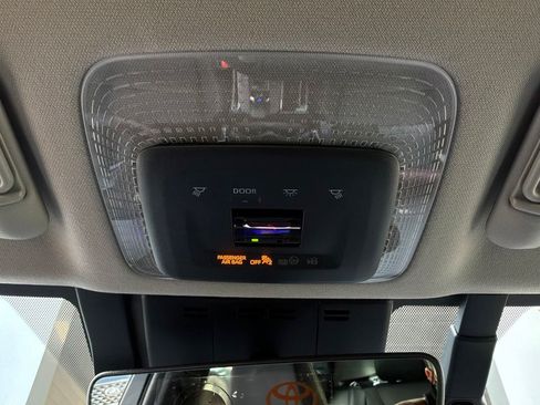New 2026 Toyota Prius Plug-In Hybrid FWD image 15