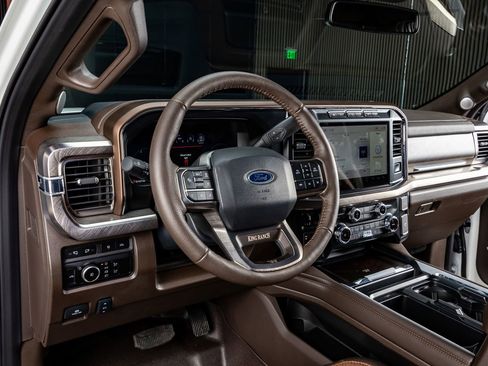 Used 2024 Ford F350 King Ranch w/ Chrome Package image 17