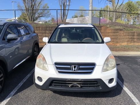 Used 2005 Honda CR-V EX image 2
