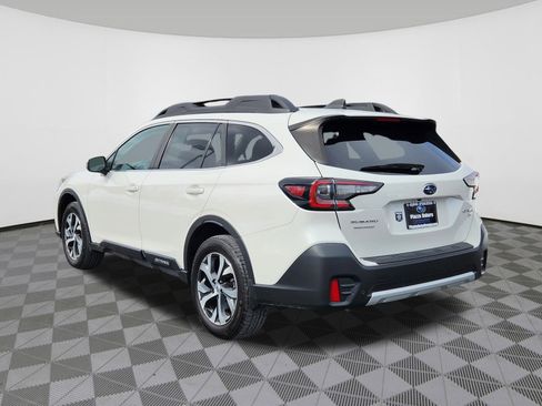 Used 2022 Subaru Outback Limited XT w/ Popular Package #2 image 3