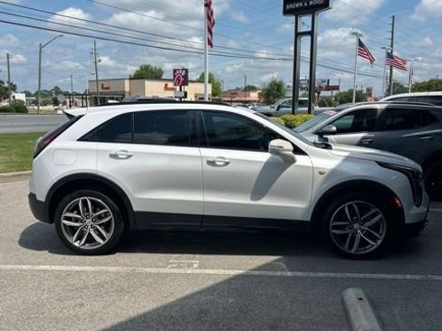 Used 2020 Cadillac XT4 Sport FWD image 3