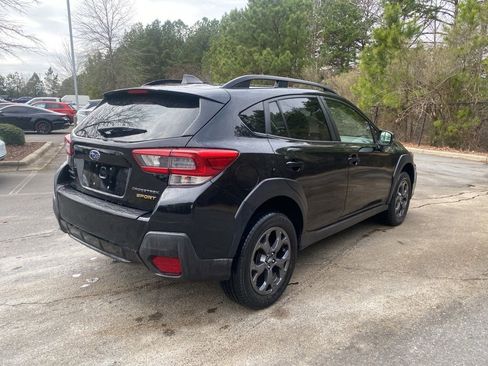 Used 2022 Subaru Crosstrek 2.5i Sport w/ Moonroof Package image 3