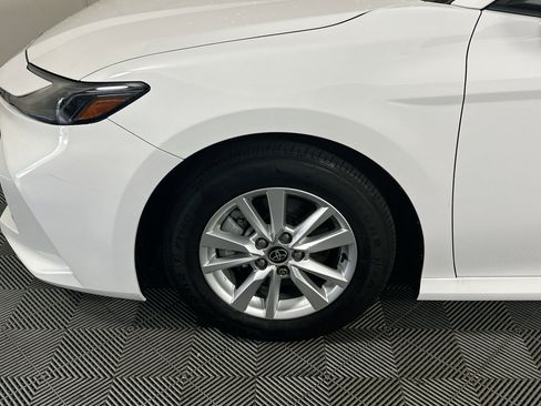 Used 2025 Toyota Camry LE FWD image 11