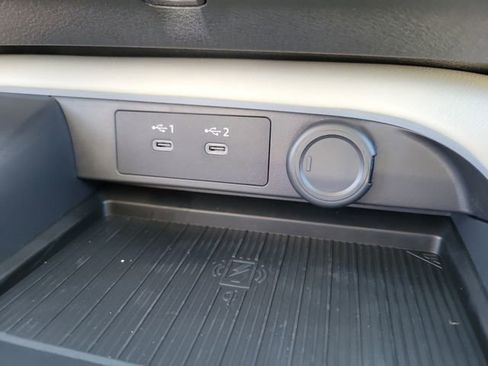 New 2026 Nissan Sentra SL w/ Floor Mat Package image 18