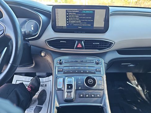 Used 2023 Hyundai Santa Fe Limited image 23