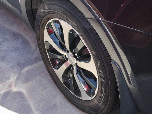 Used 2017 Kia Sorento EX w/ EX V6 Premium Package image 11