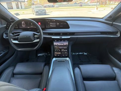 Used 2024 Lucid Air Touring image 17