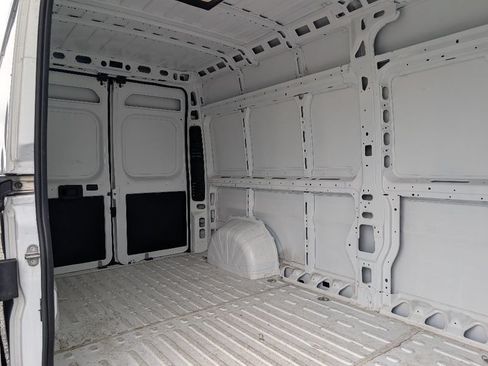 Used 2026 RAM ProMaster 2500 w/ Convenience Group FWD image 6