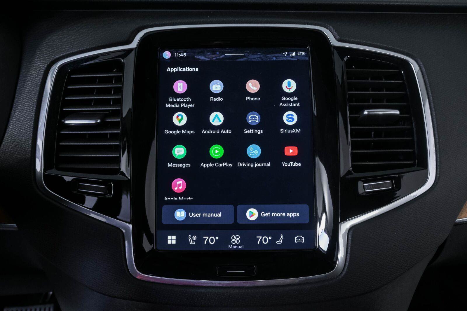 Certified 2024 Volvo XC90 B5 Plus AWD/4WD image 13