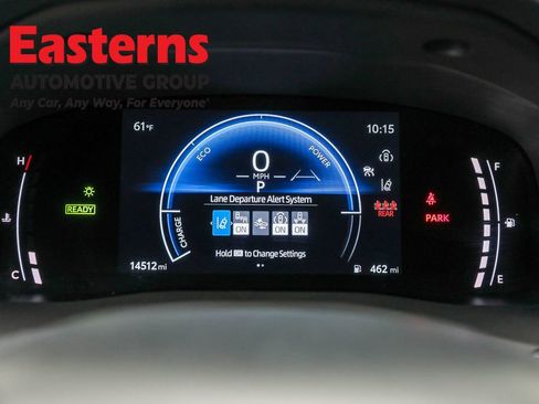 Used 2025 Toyota Camry LE w/ Convenience Package image 17