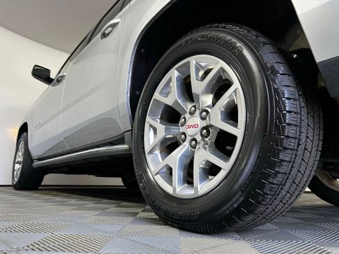 Used 2016 GMC Yukon XL SLT w/ Open Road Package image 33