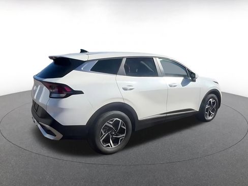 Used 2025 Kia Sportage LX image 15