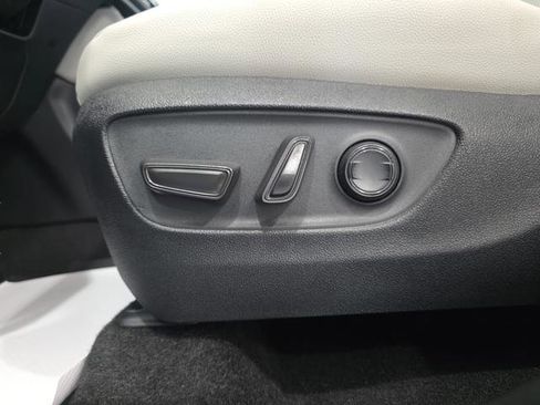 New 2026 Toyota Grand Highlander AWD Hybrid image 11