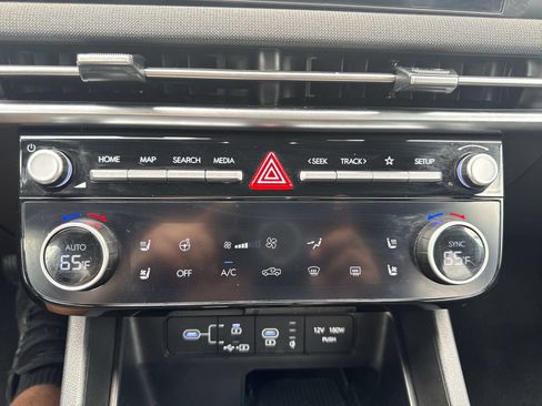 Used 2025 Hyundai Santa Cruz Limited AWD/4WD image 18
