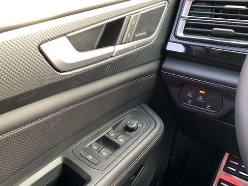 New 2025 Volkswagen Atlas Cross Sport SEL Premium R-Line AWD/4WD image 15