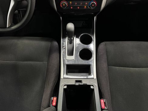 Used 2013 Nissan Altima 2.5 S FWD image 28