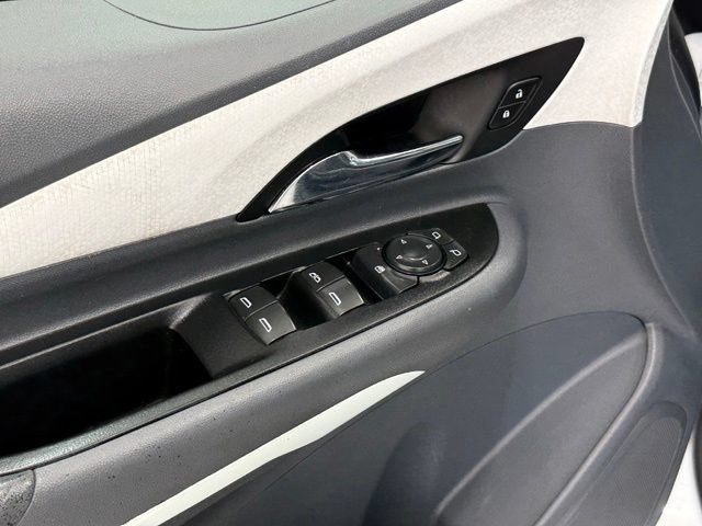 Used 2021 Chevrolet Bolt LT FWD image 15