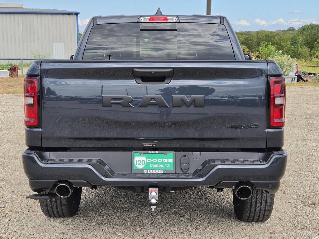 New 2026 RAM 1500 Express AWD/4WD image 5