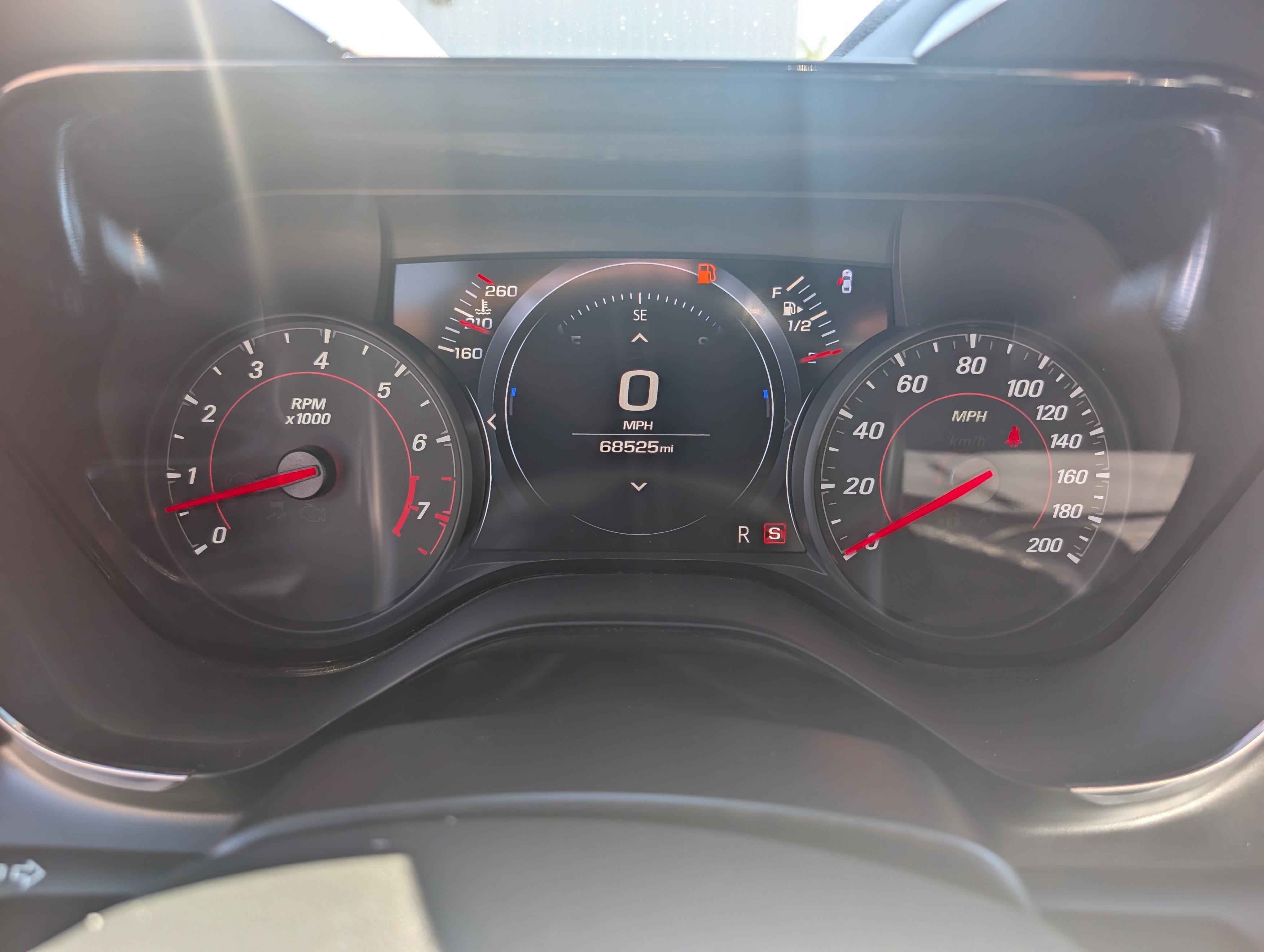 Used 2020 Chevrolet Camaro SS RWD image 34