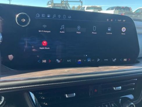 Used 2025 Chevrolet Tahoe LT AWD/4WD image 40