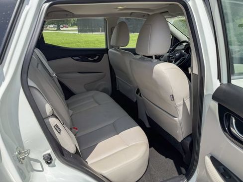 Used 2021 Nissan Rogue Sport SL w/ Premium Package AWD/4WD image 23